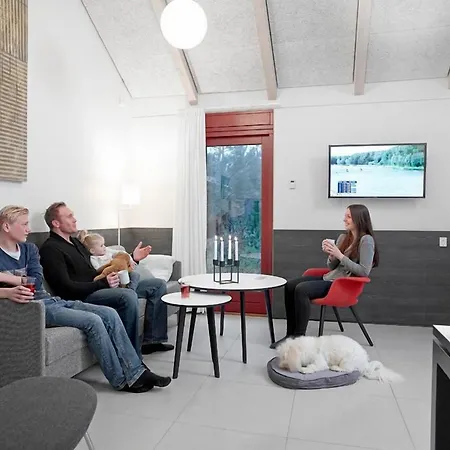 Dronningens Ferieby 4* Grenå