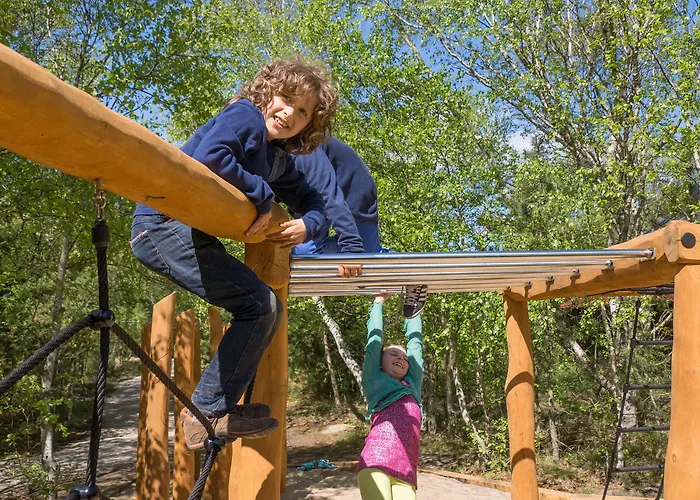 Dronningens Ferieby 4*