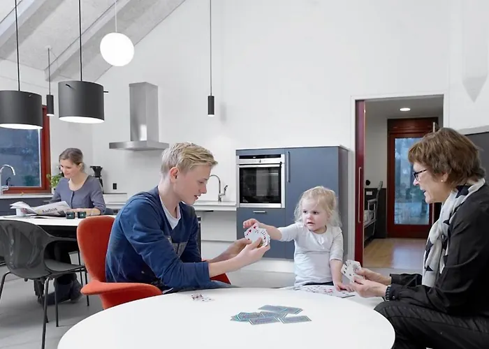 Dronningens Ferieby 4* Grenå